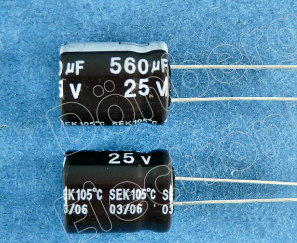 560µF 25V