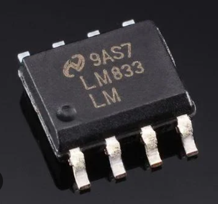 LM833