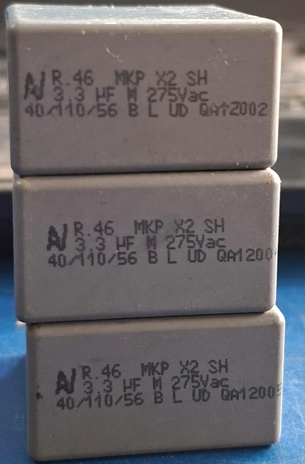 3.3uF M 275VAC