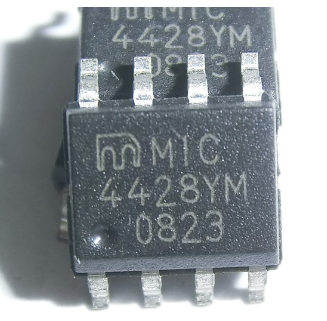 MIC4428