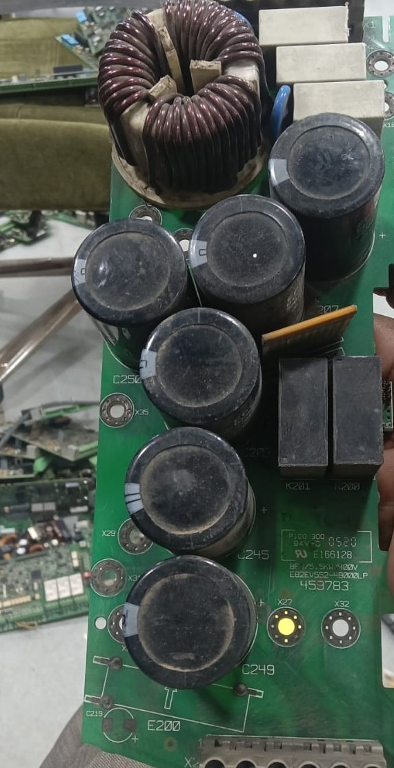E82EV552-4B000LP