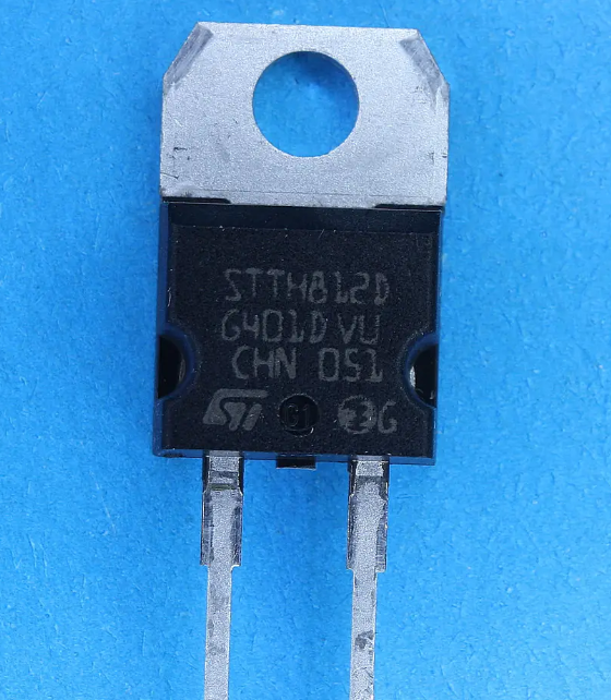 STTH812D