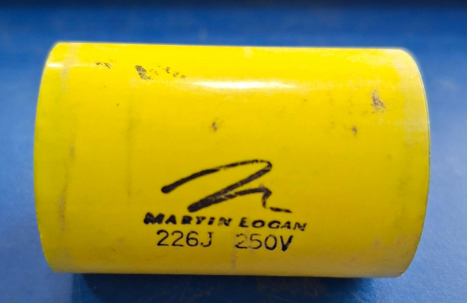 226J 250V